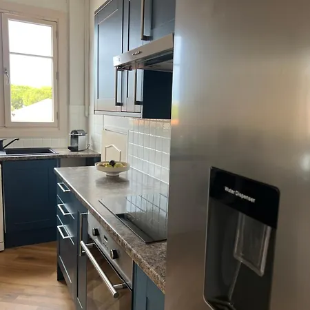 Апартаменти Carre & Yachts View 2bed In Old