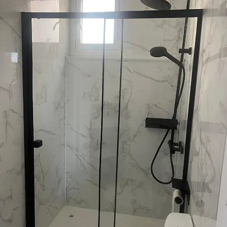 Апартаменти Carre & Yachts View 2bed In Old *