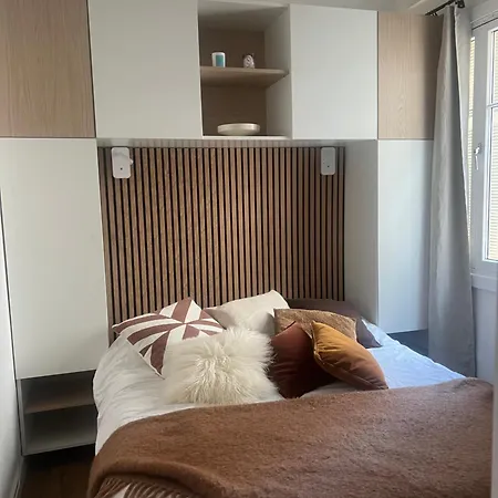 Carre & Yachts View 2bed In Old * Антіб